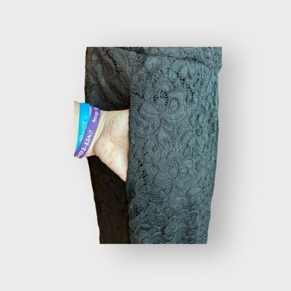 Women’s torrid 16 Mini Lace Off-Shoulder Skater Formal Dress - Picture 8 of 16